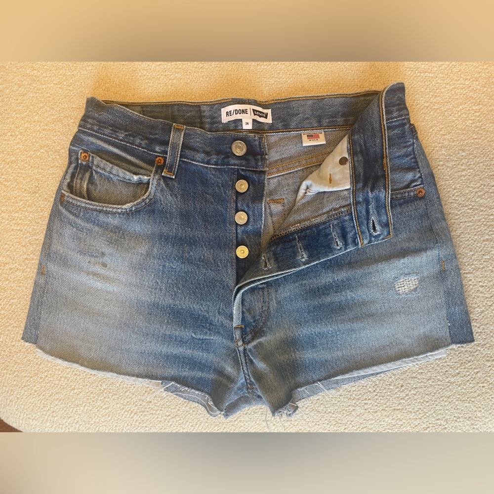Redone X Levi’s denim cutoff shorts. Size 26. Medium wash.